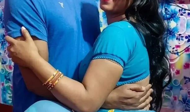 Hot Desi Bhabhi Goes Fully Topless for Her Husband on a Live Cam Sex Show