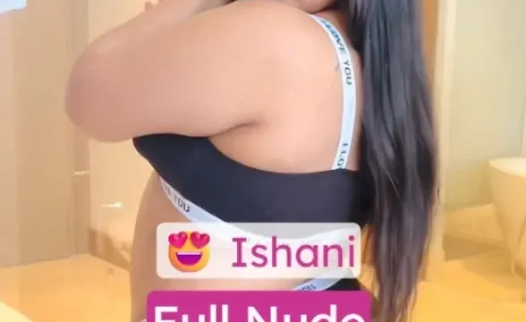ISHANI Gives Blowjob to Photographer & Shower Full Nude Scene