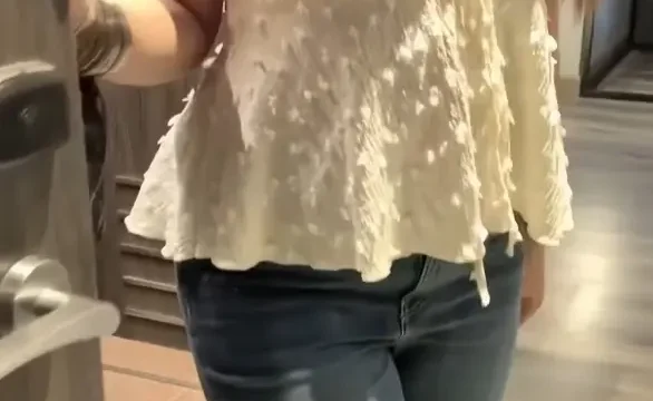 Jaslin removes panties in restaurant to show waiter her tight ass