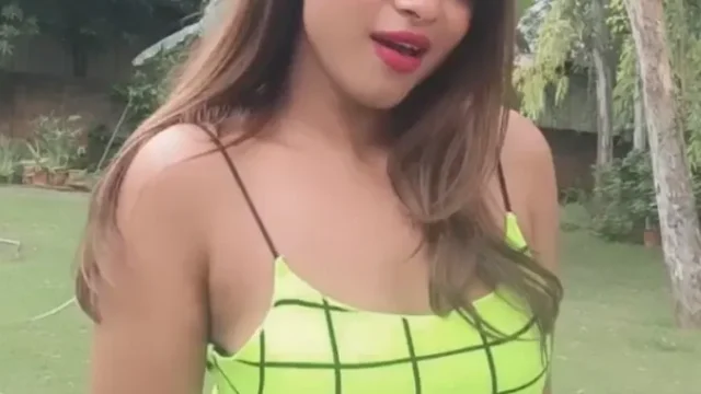 Webseries Actress Pihu Sharma Outdoor Sex Video Fucking Hard With Boobs Bouncing
